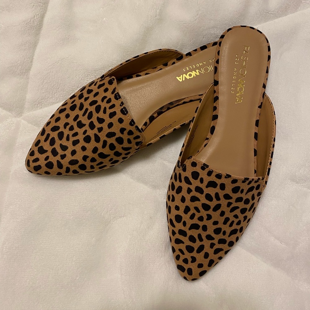 Leopard print flats